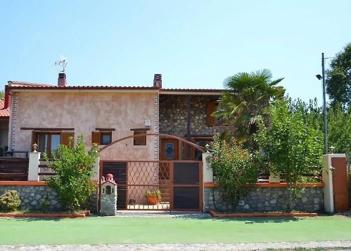 Aristoteliki- Villa *